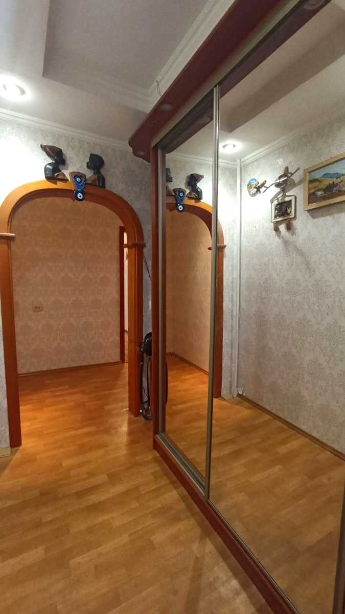 1879914603993925
