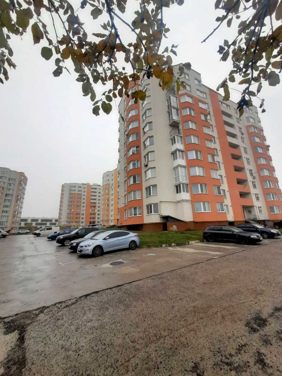 1879924632425504