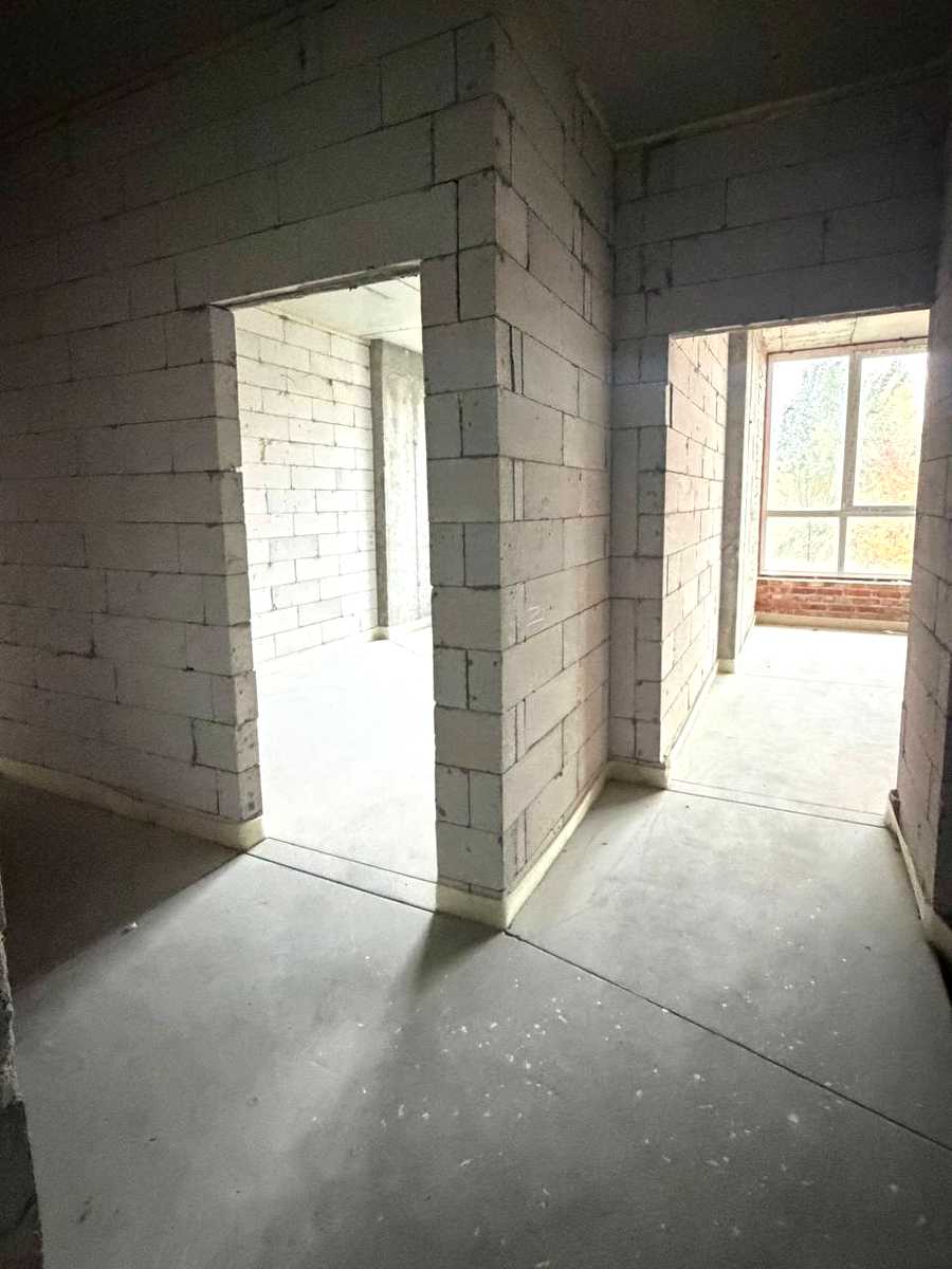 1879924649645969