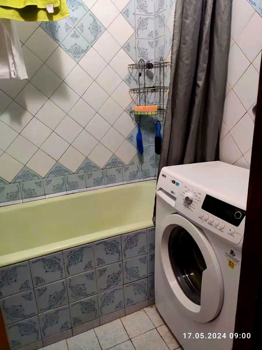 1879925783100530