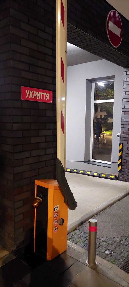 1879926779475827