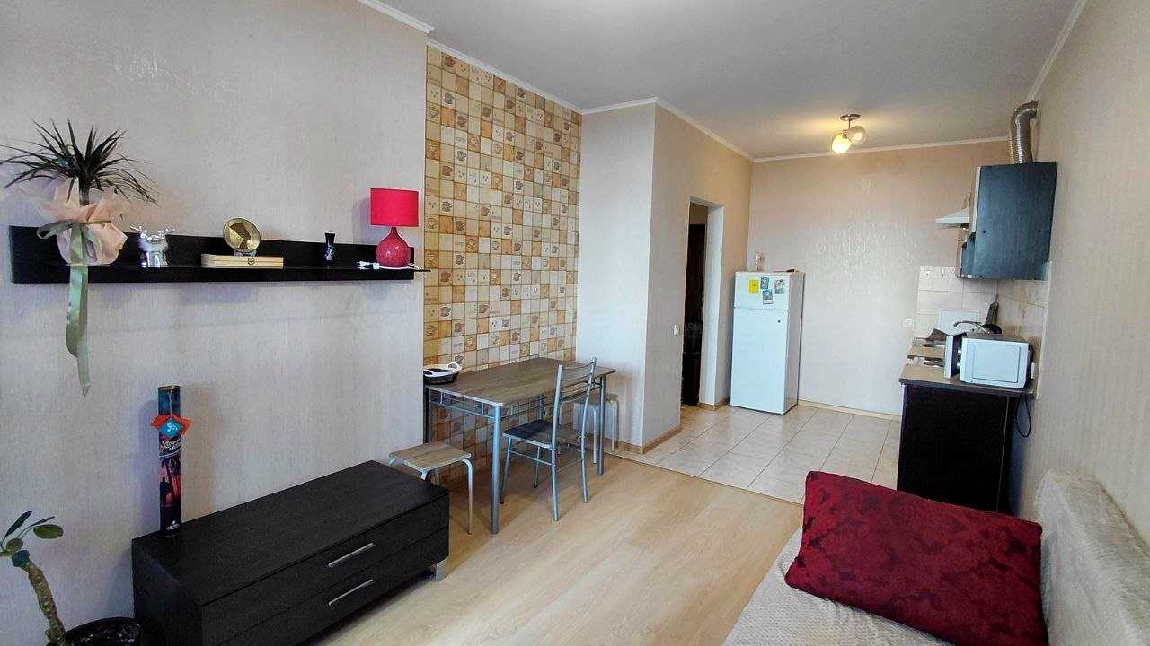 1879927024380352