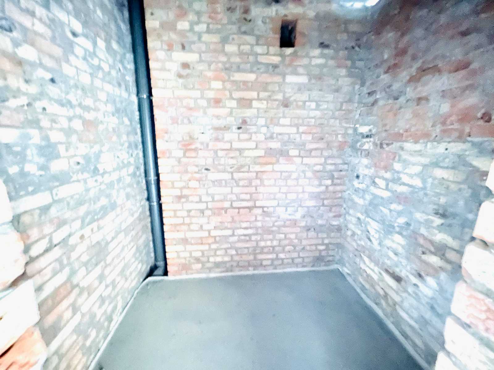 1879927317624930