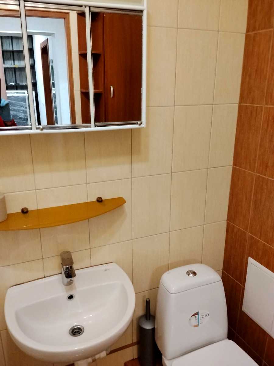 1879928354007258