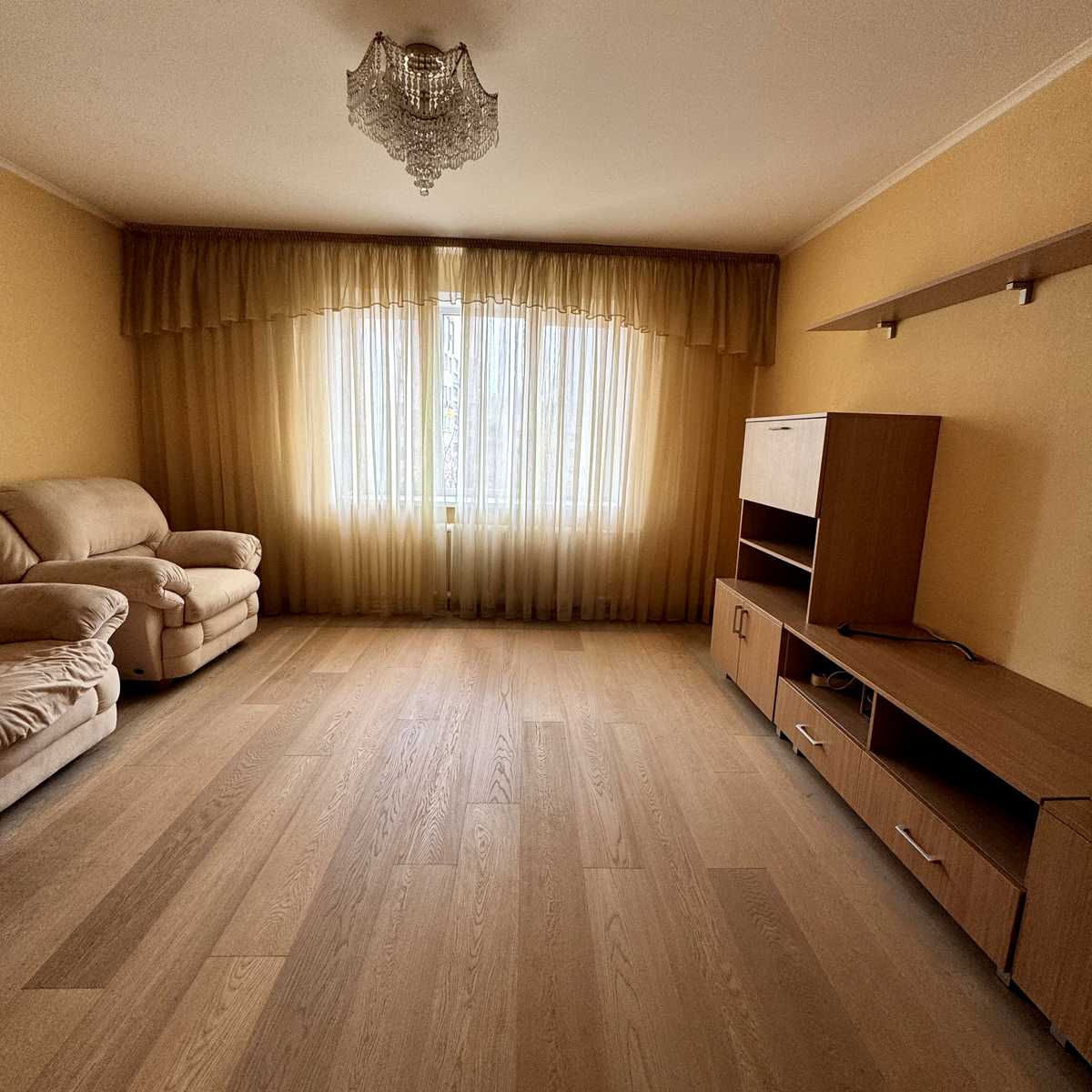 1879928529401820