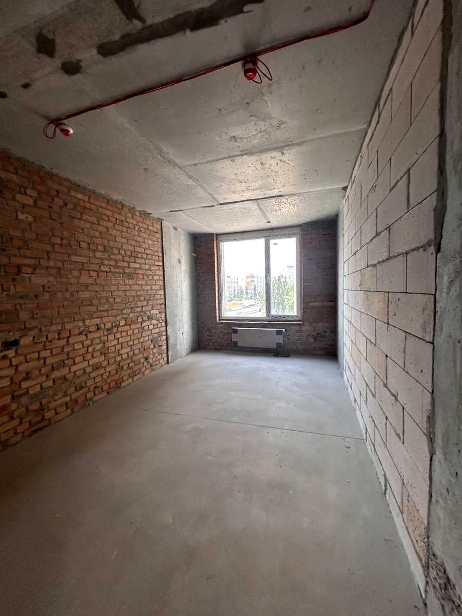 1879928666338907
