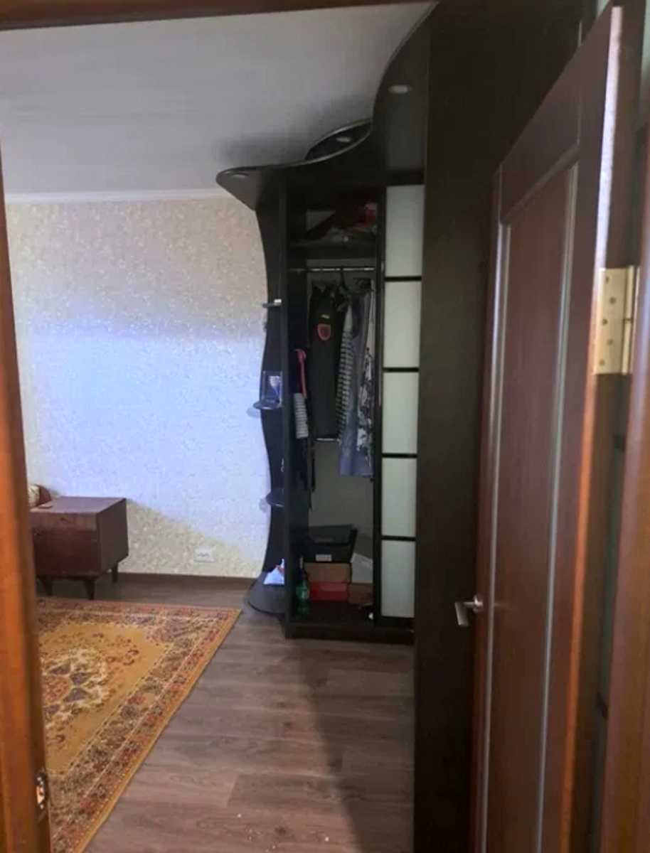 1879929355180869
