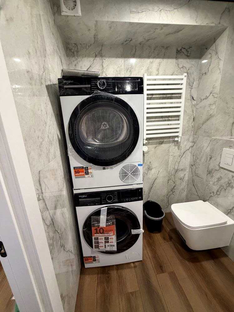1879929977528210