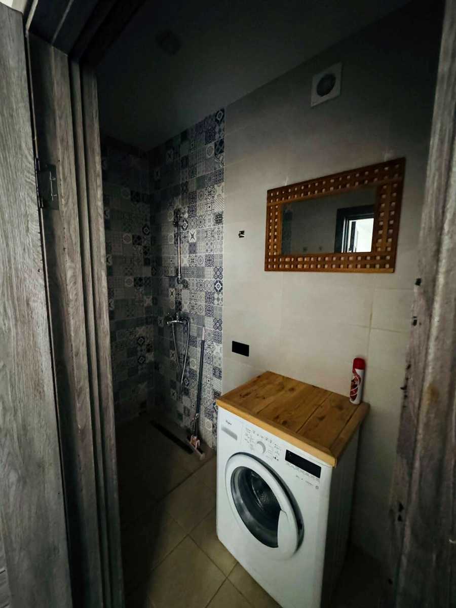 1879931091680569