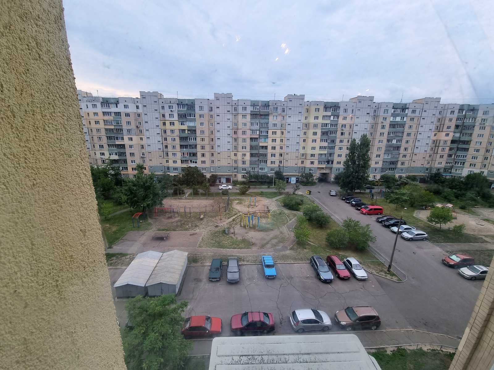 1879937739244596