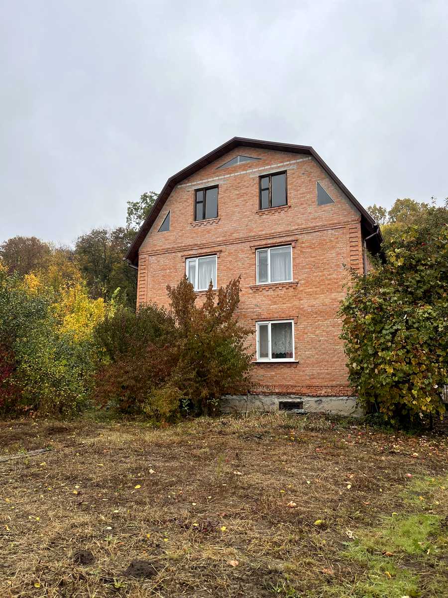 1879941510622464