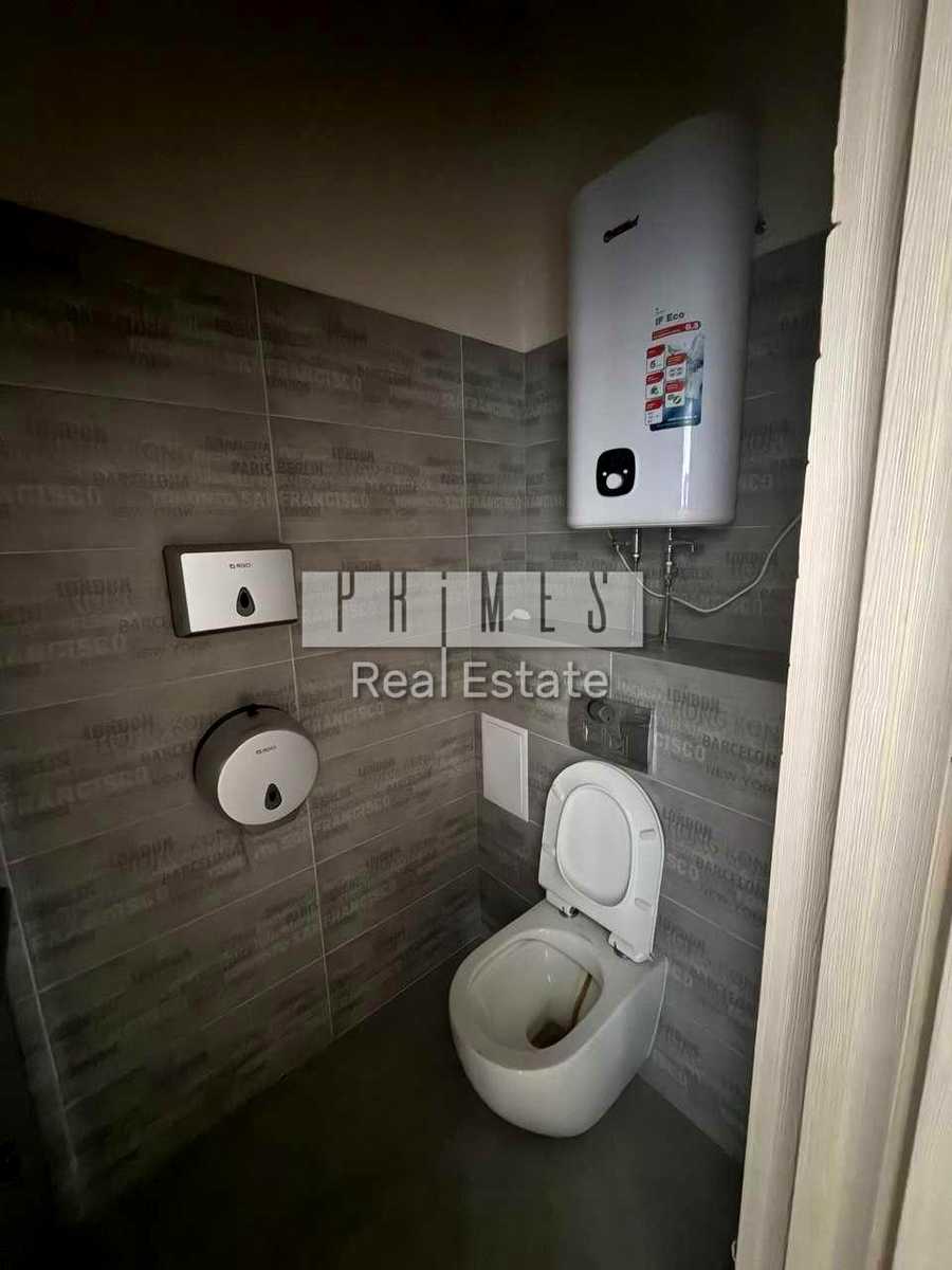 1879941645795867