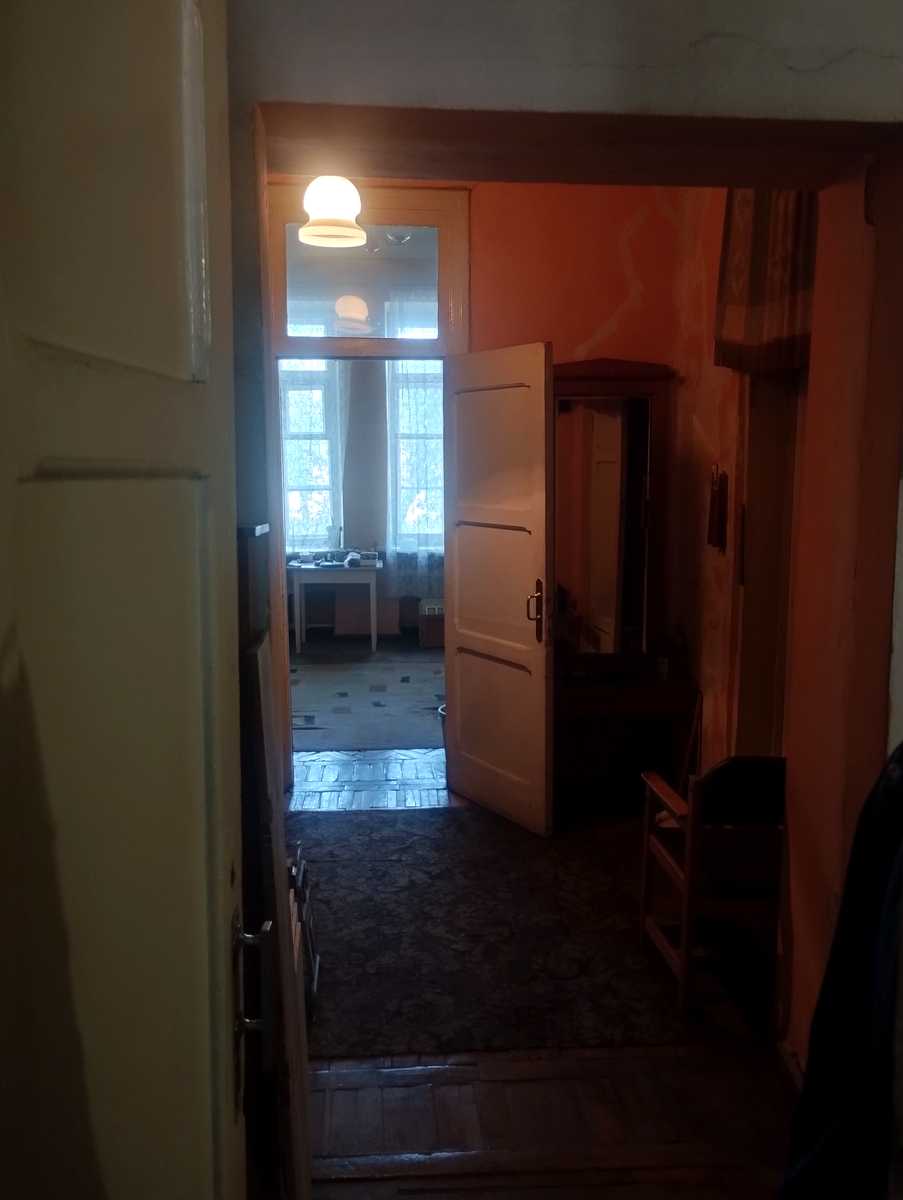 1879944038381193