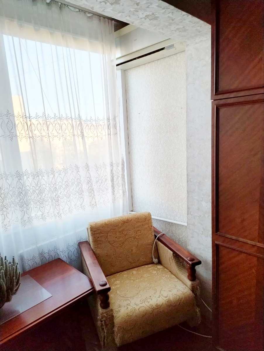 1879948923593456