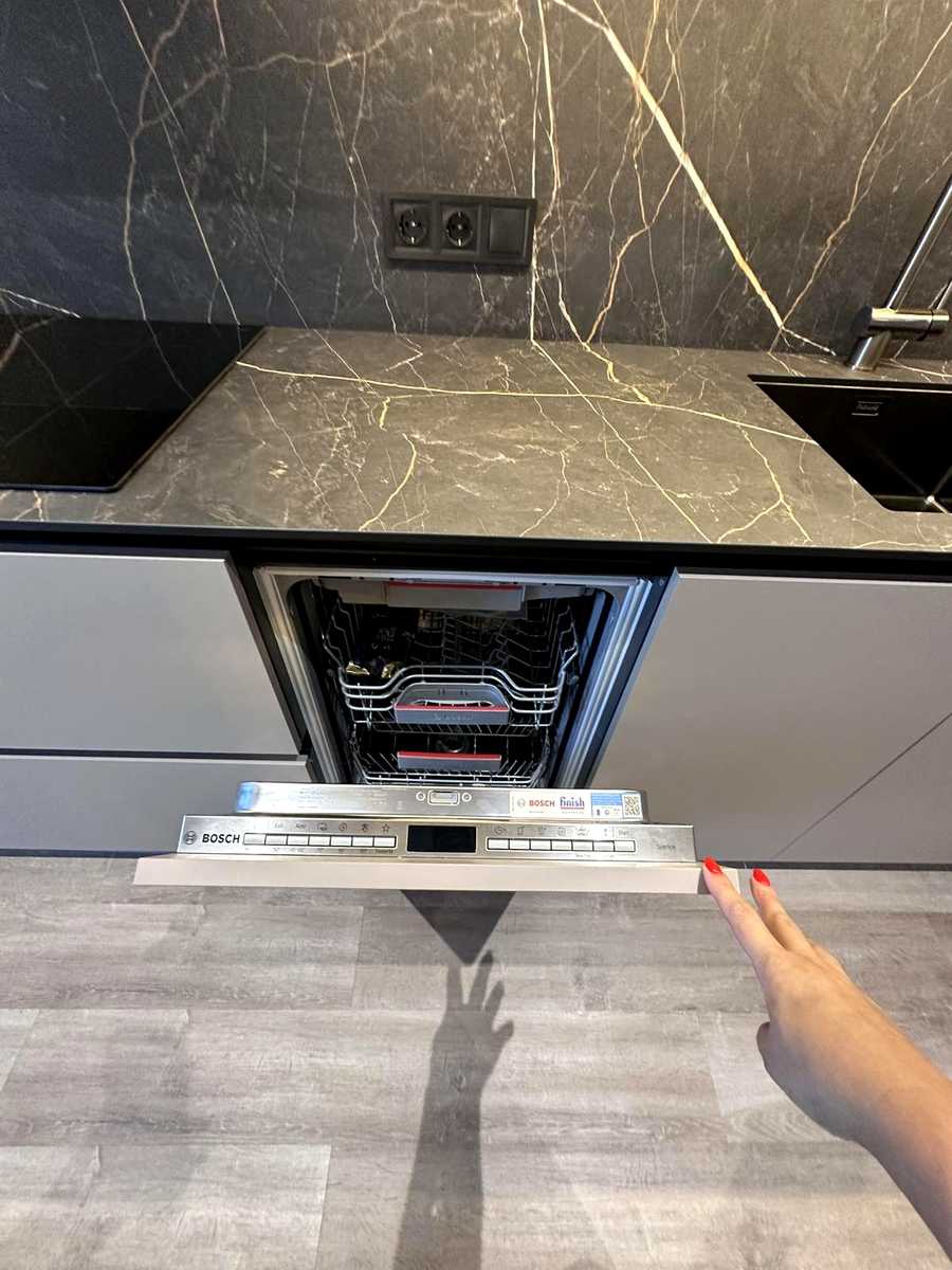 1879950349227826