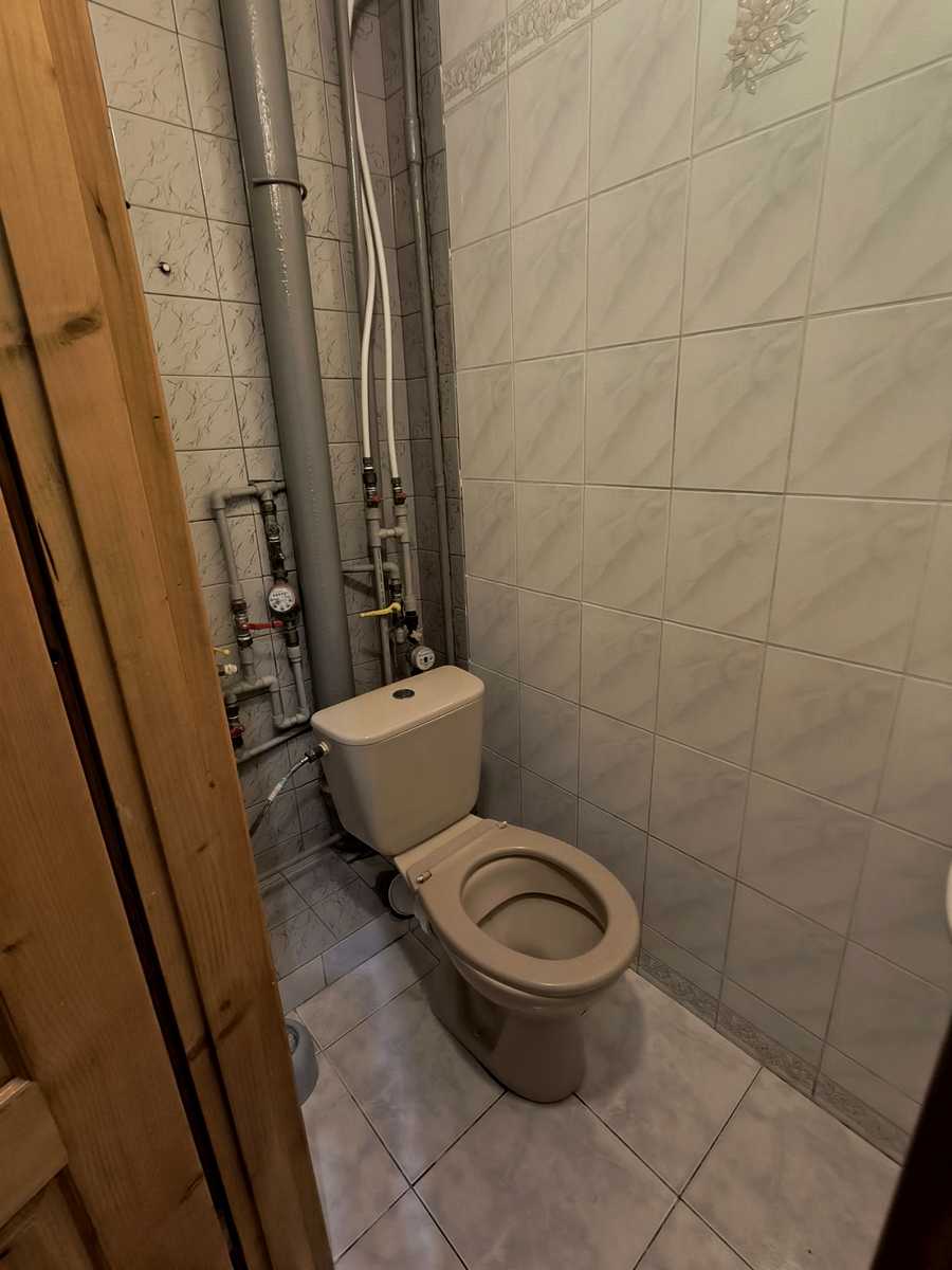 1879951688560379