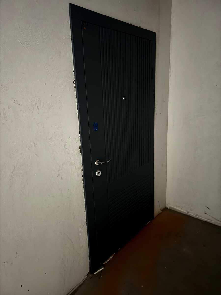 1879953508145307