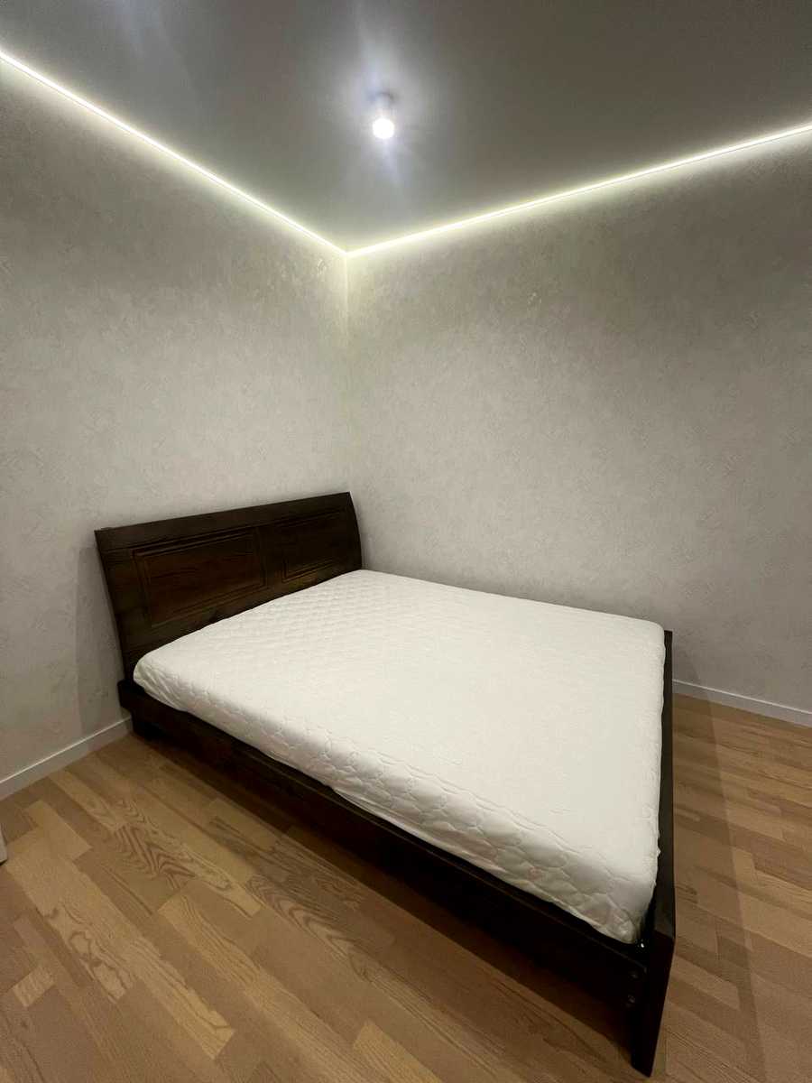 1879954083763601