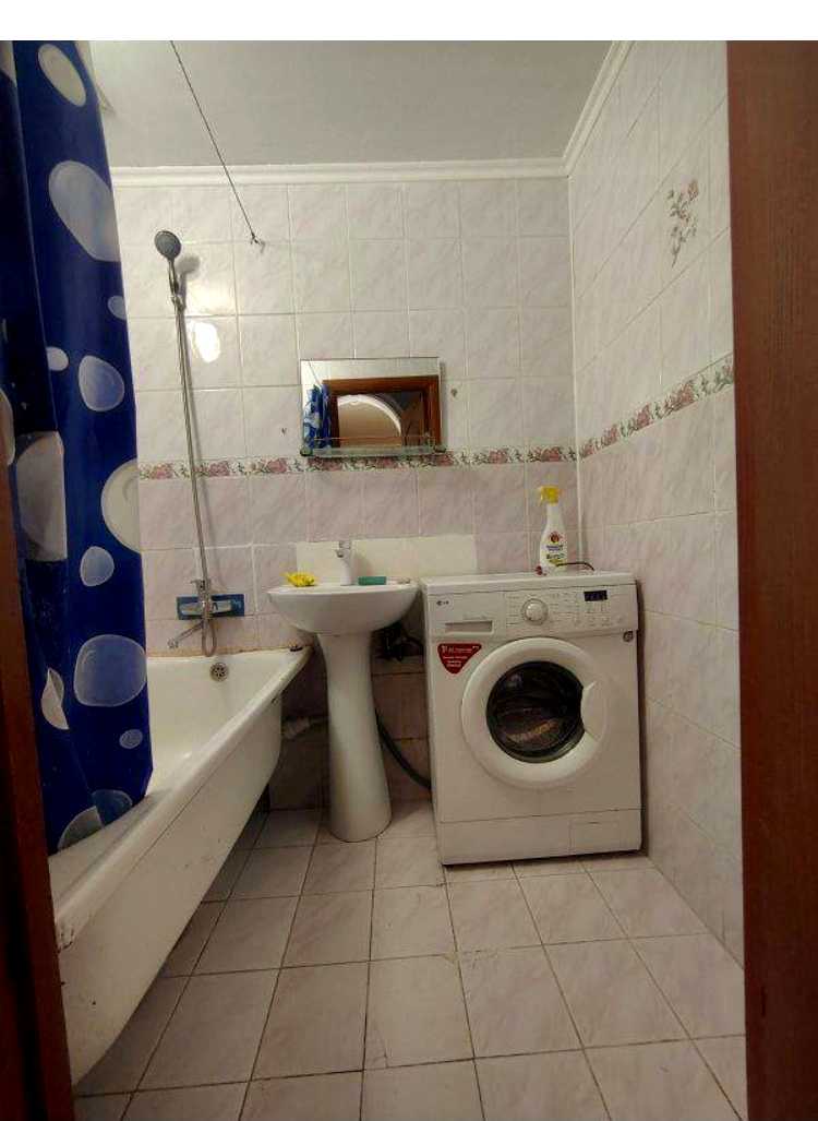 1879954368175709