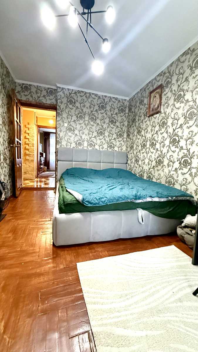 1879955841651713