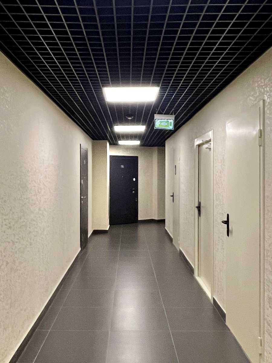 1879956492825667