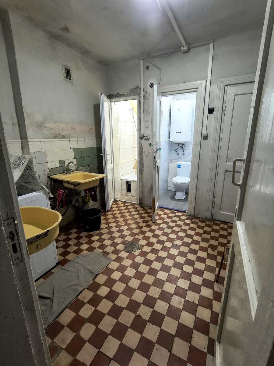 1879966764934714