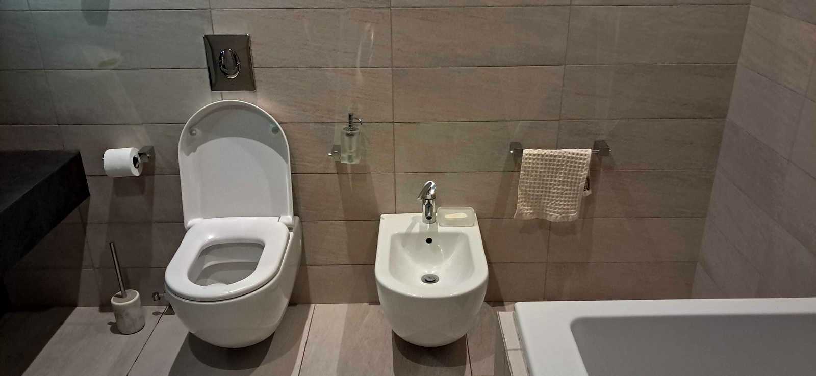 1879979463505030