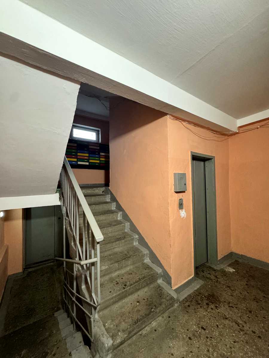 1879995356285237