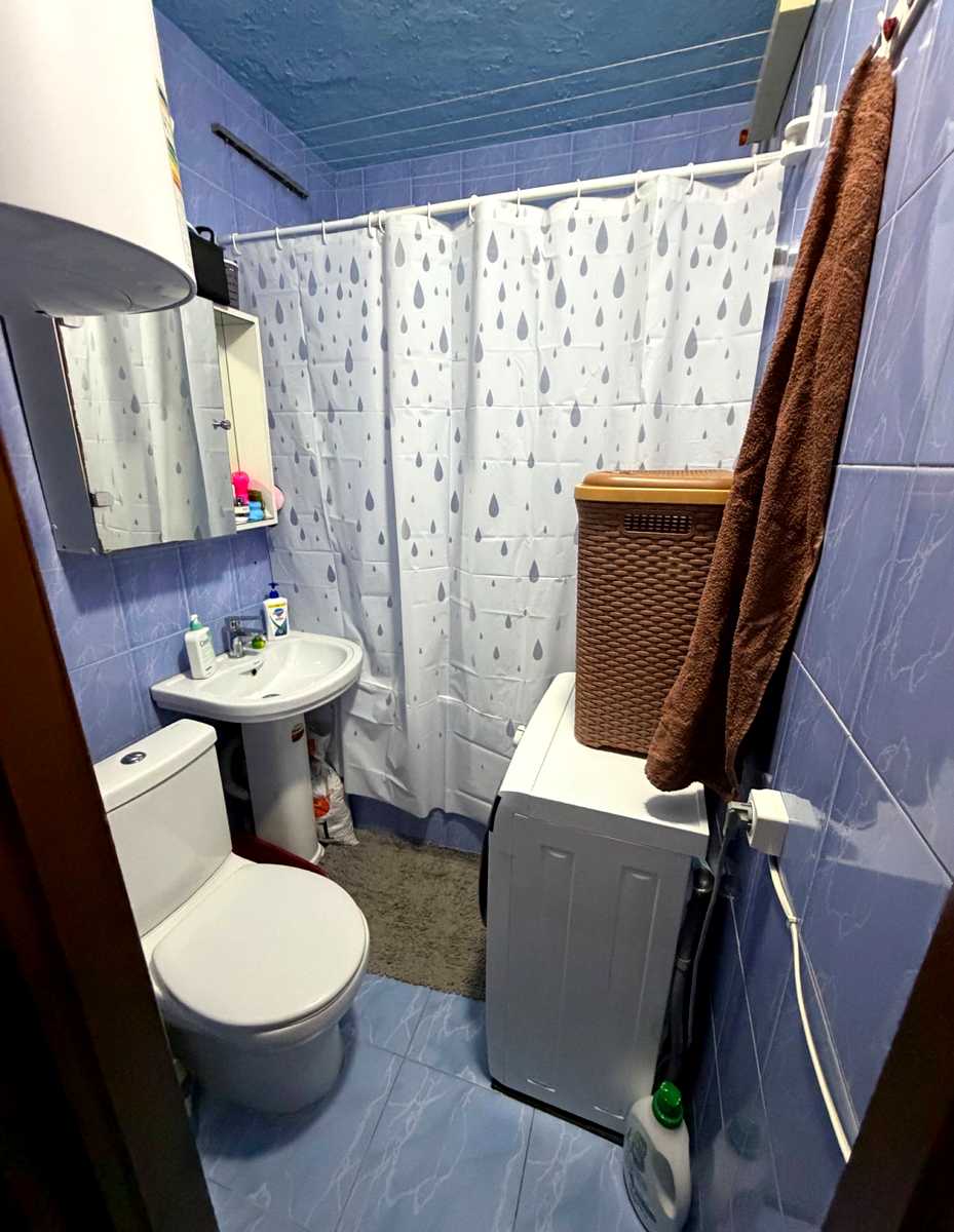 1879996577973648