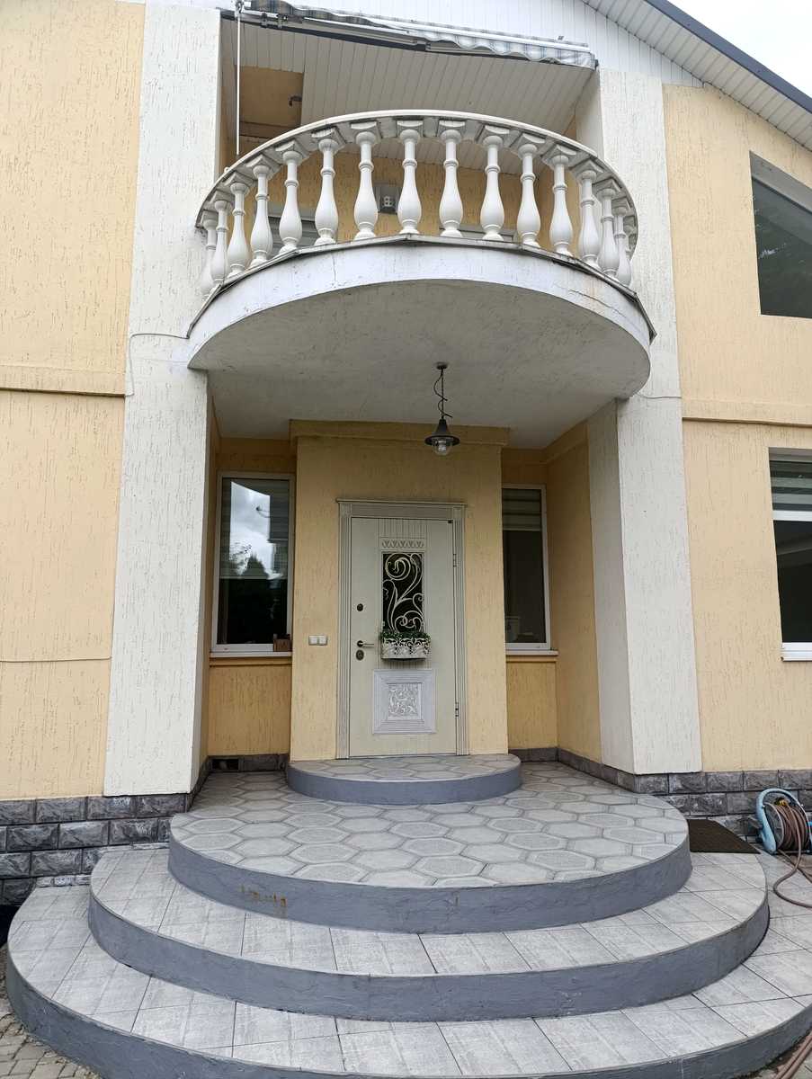 1879998763319536