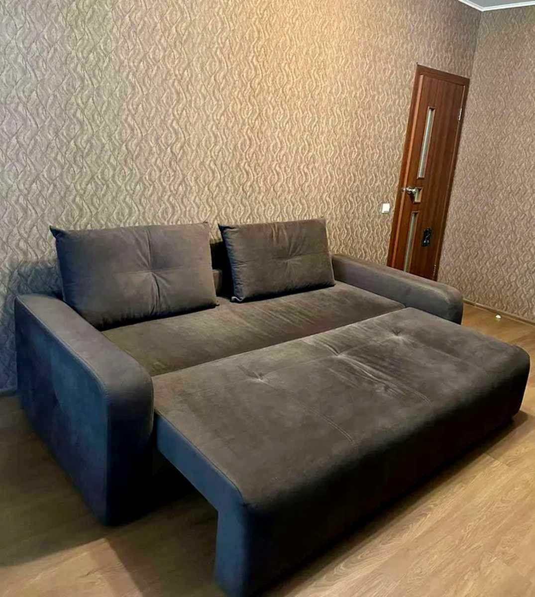 1880005486756409