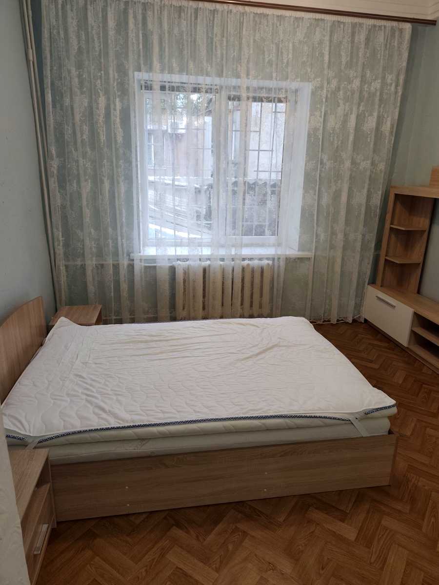 1880006536611791