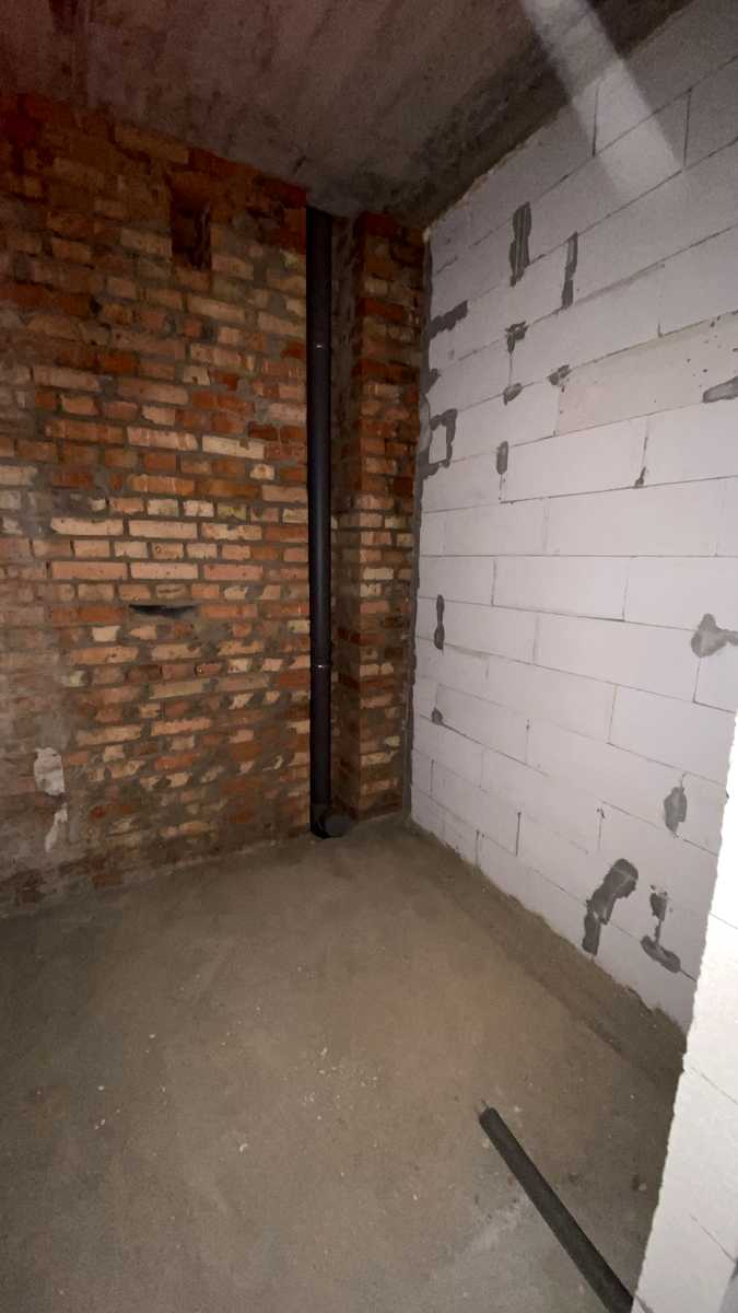 1880007630958544
