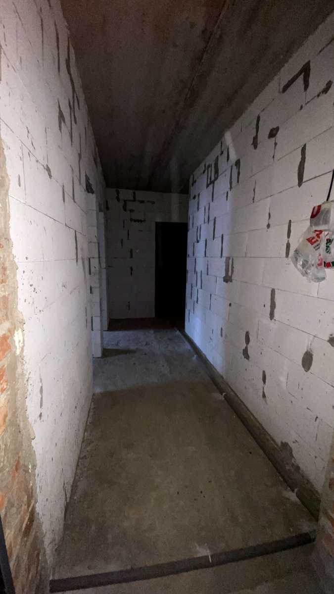 1880007911199679