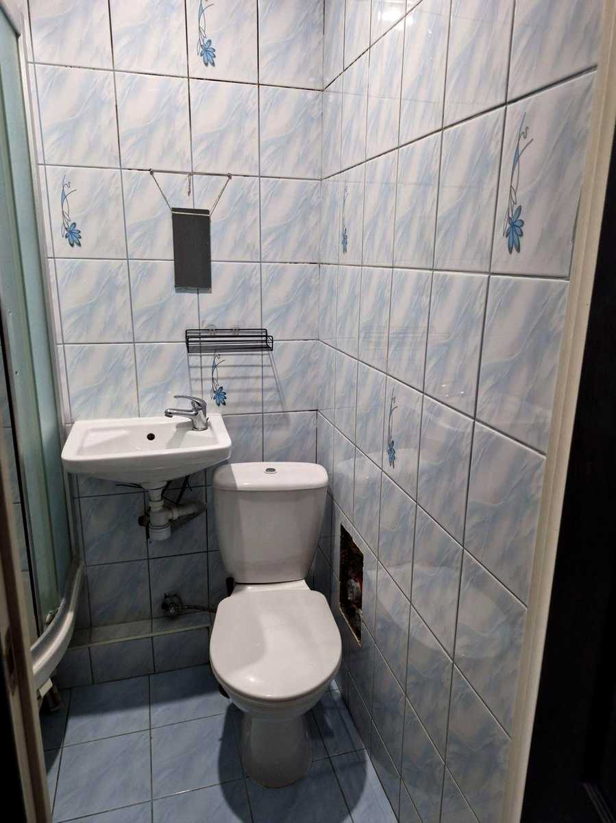 1880011489160701