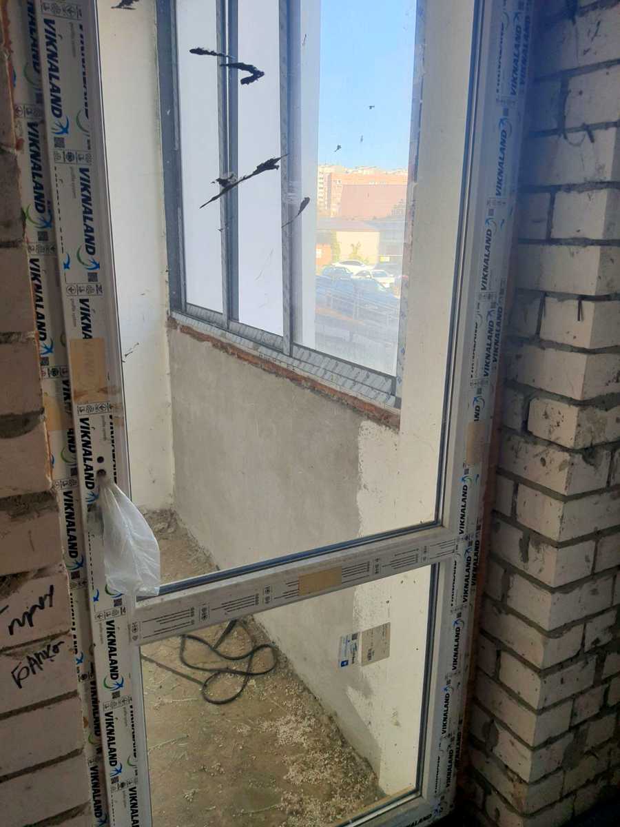 1880012185905185