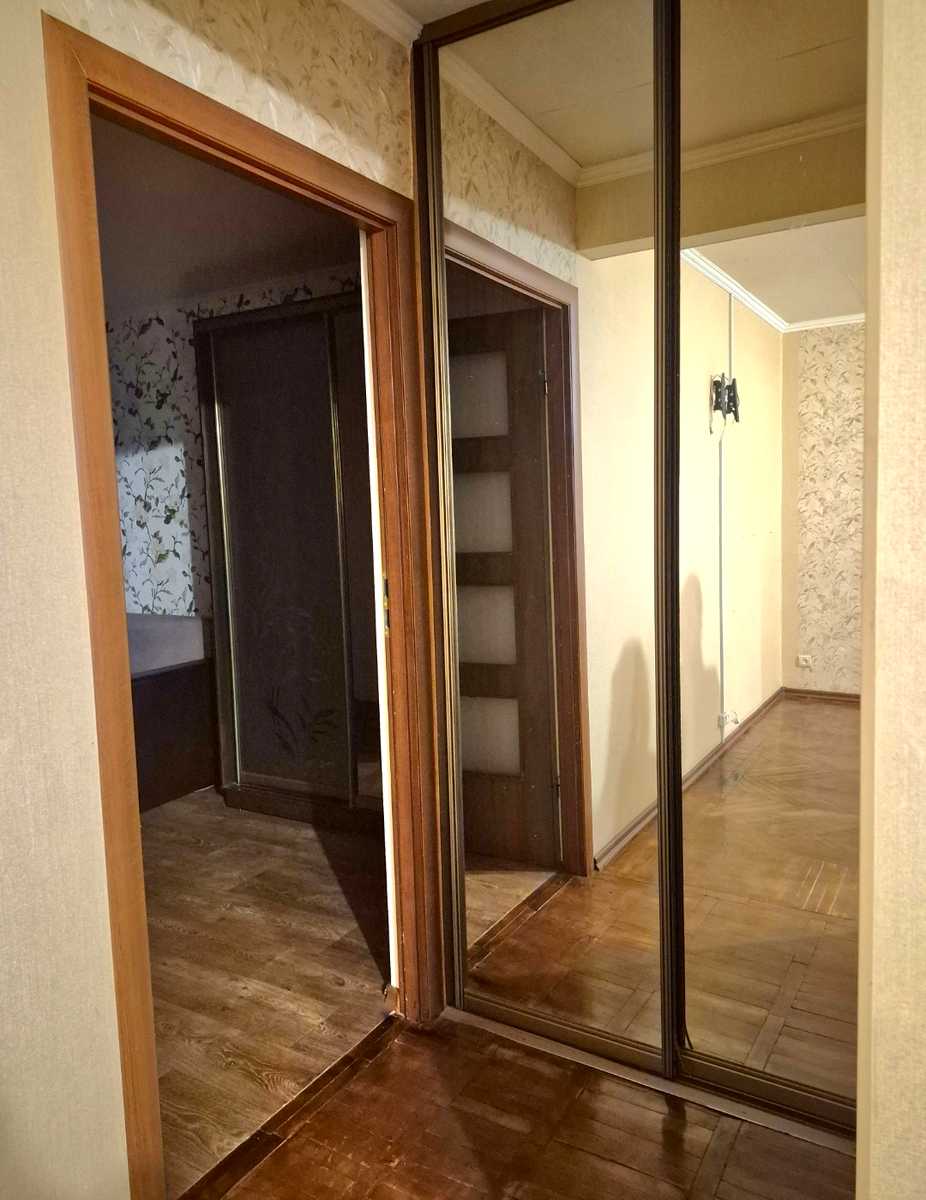 1880012862616619