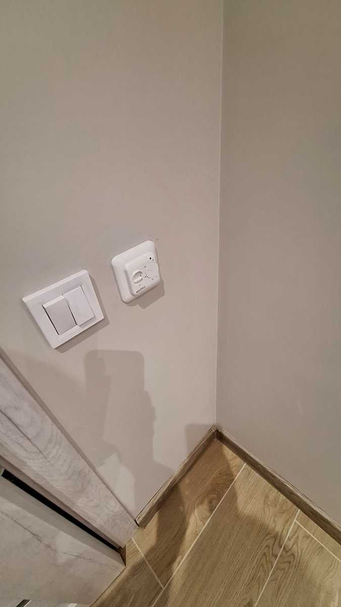 1880014134203872