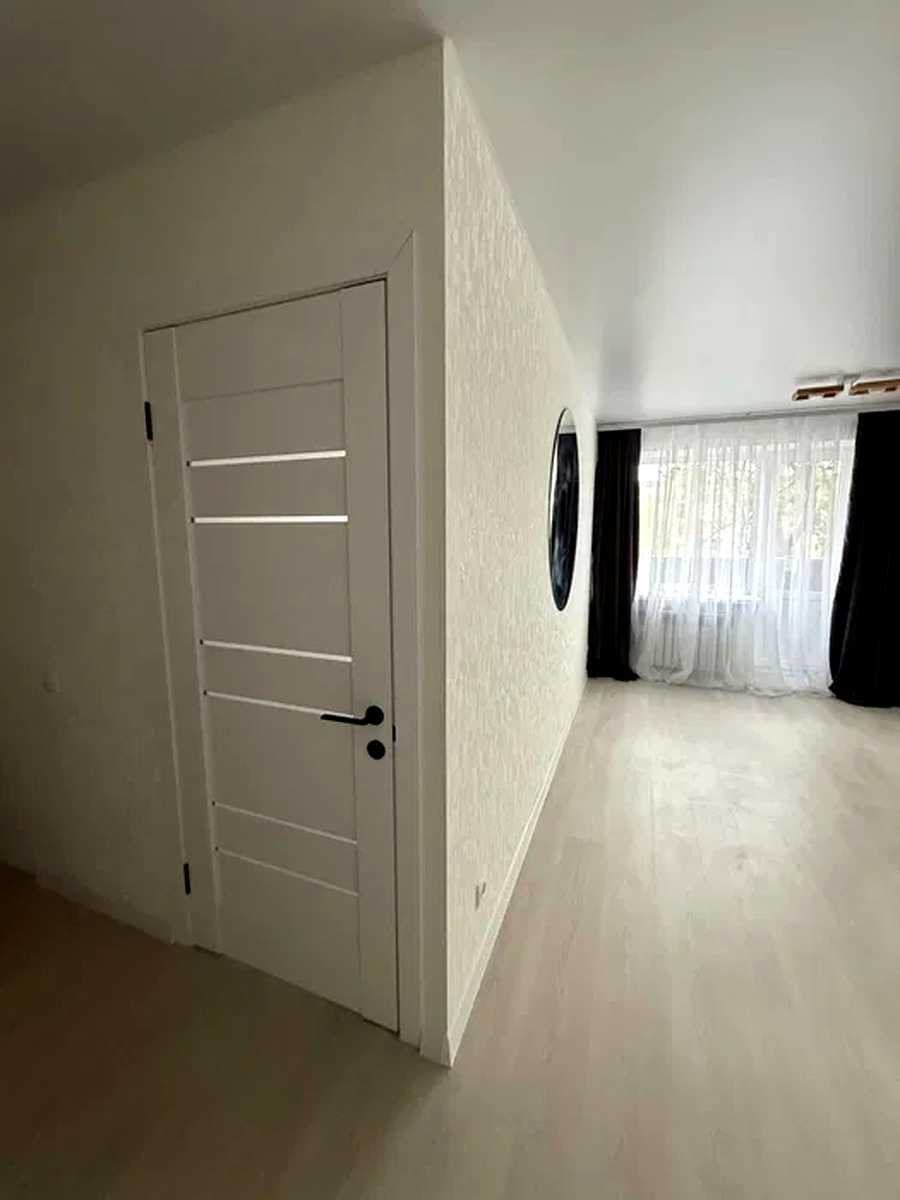 1880015921526007