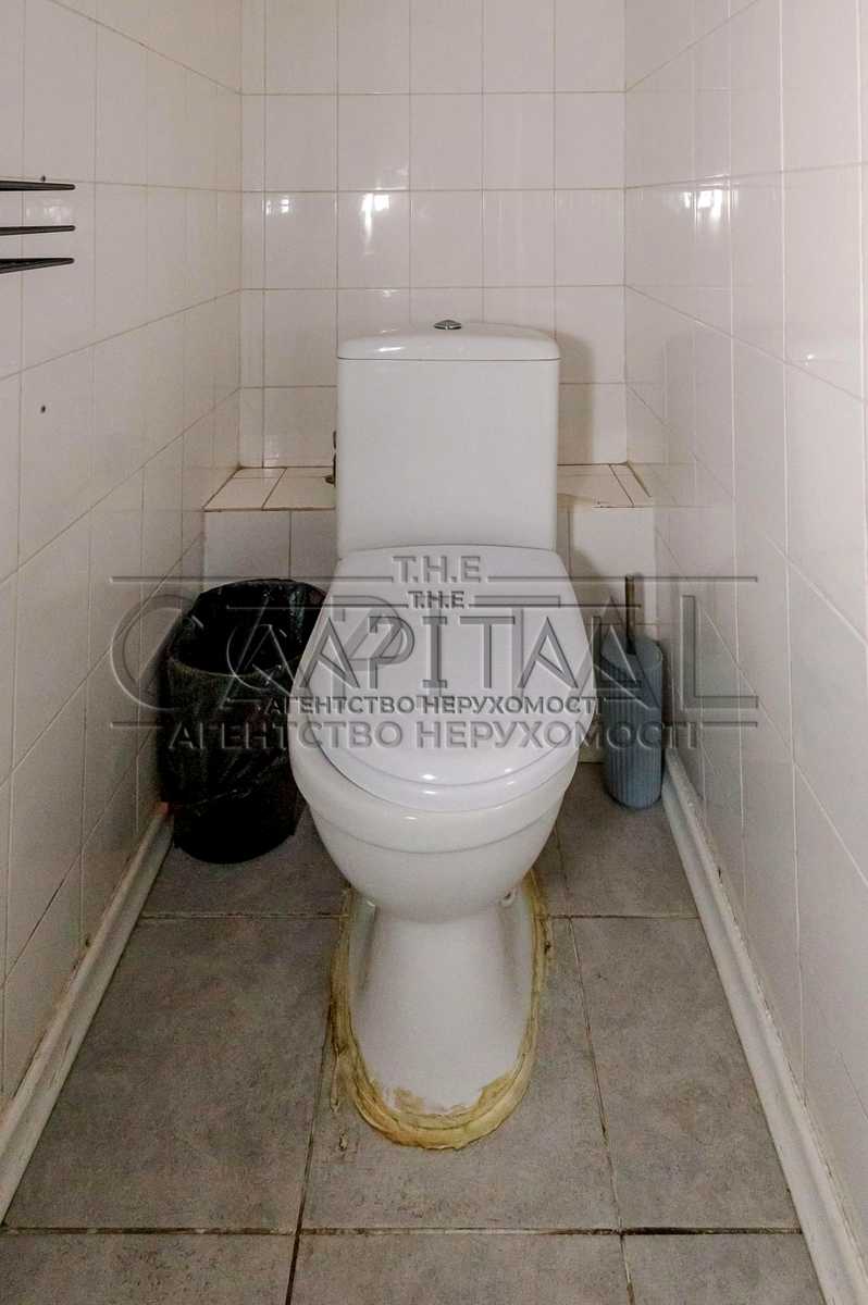 1880018595360847