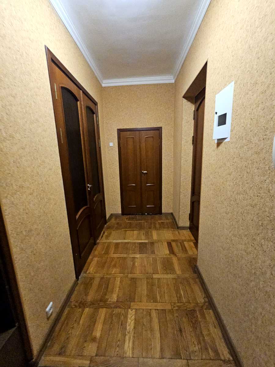 1880024819681969