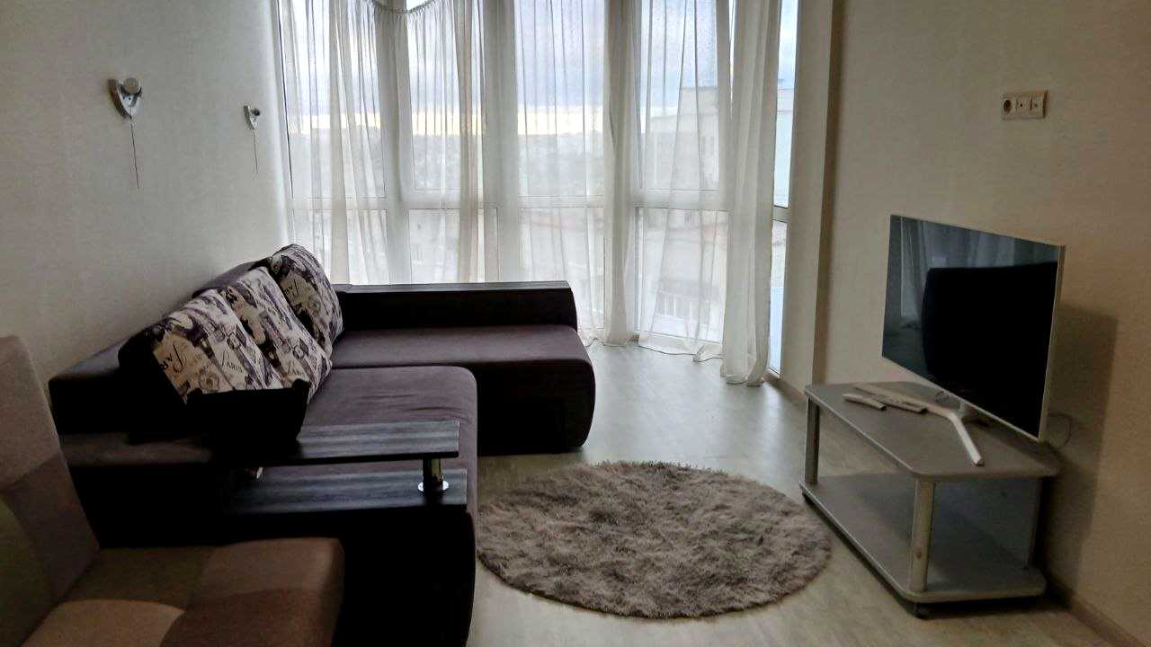 1880024841721625
