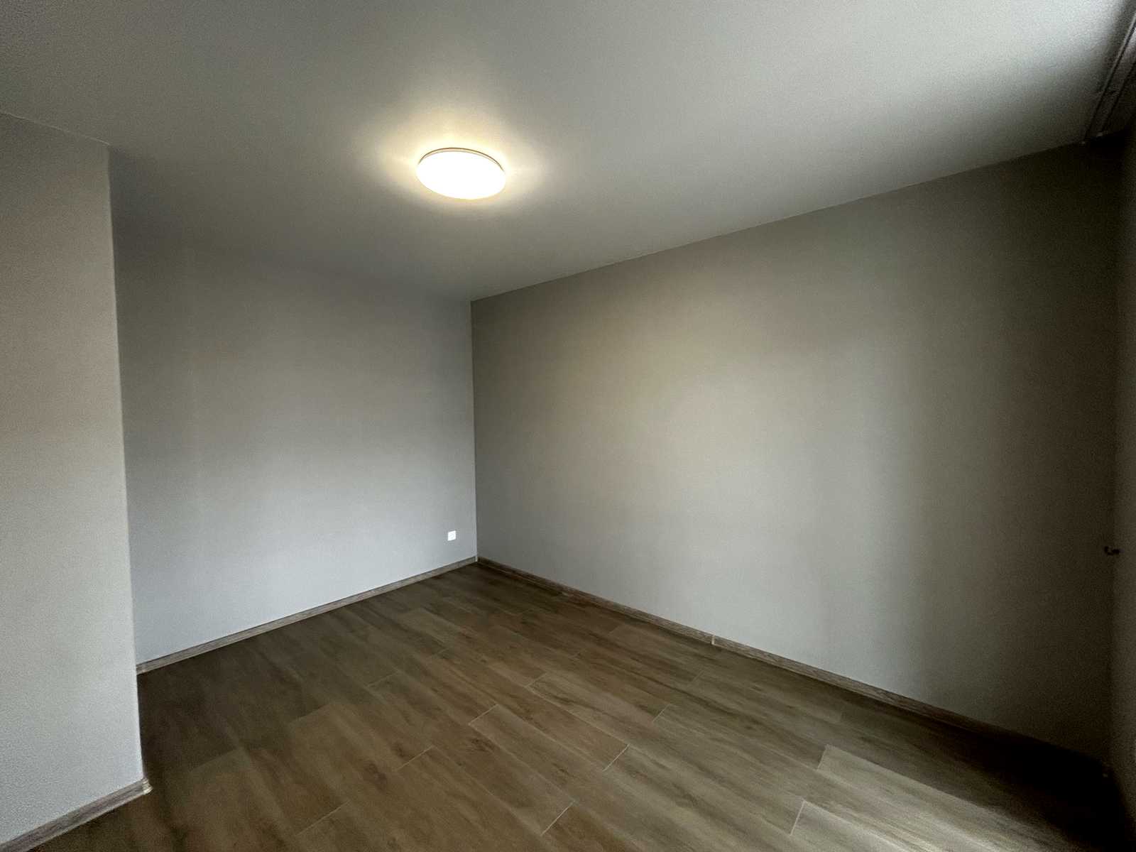 1880026892129416