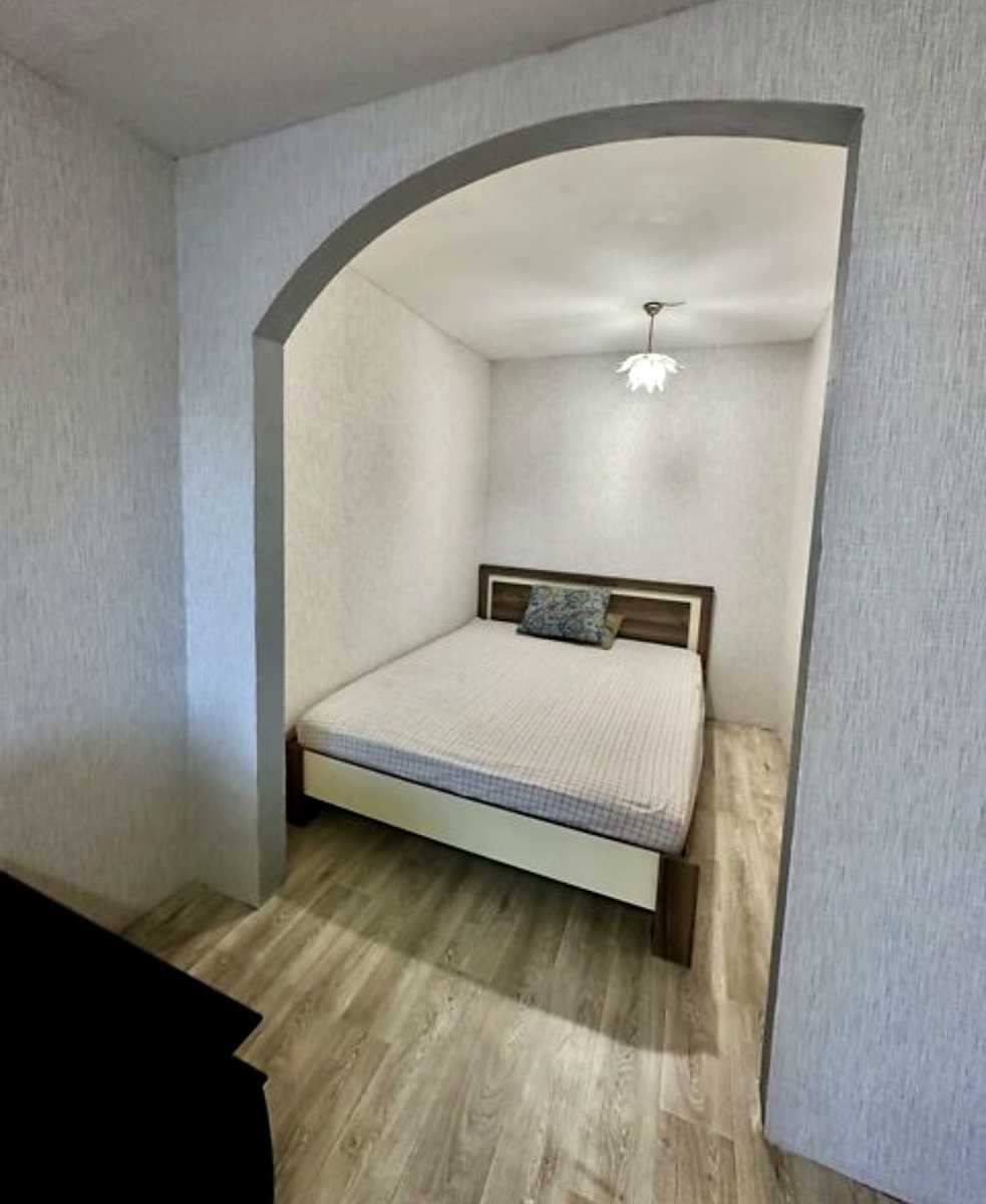 1880026956233321