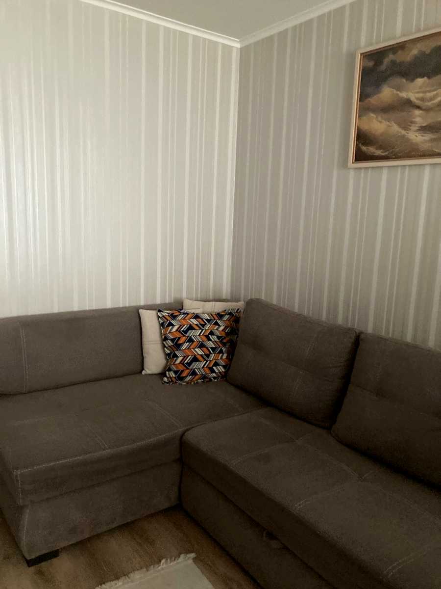 1880033102946089