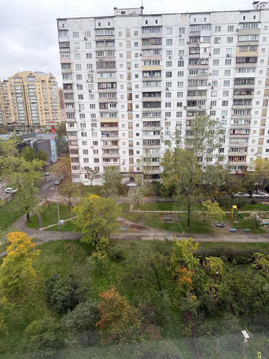 1880033106855365