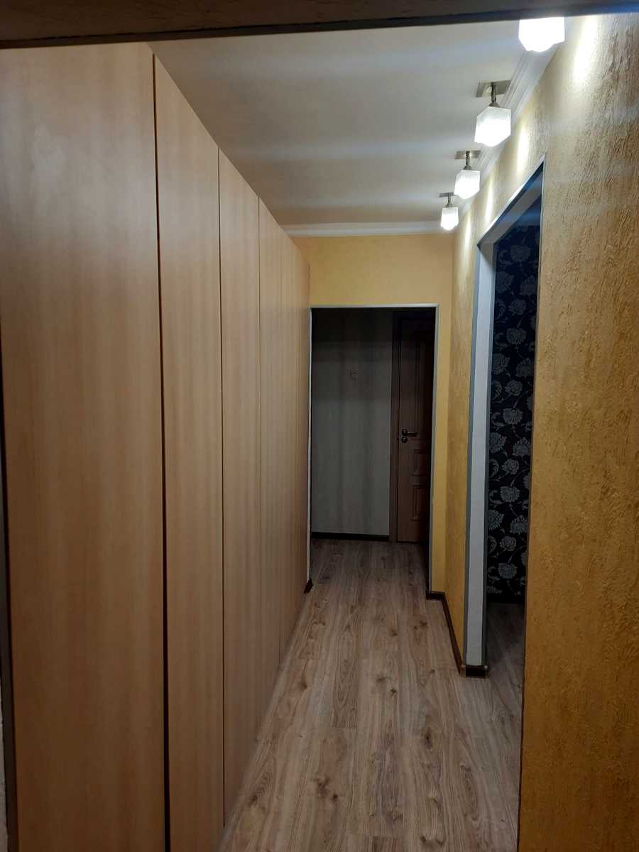 1880037763092533