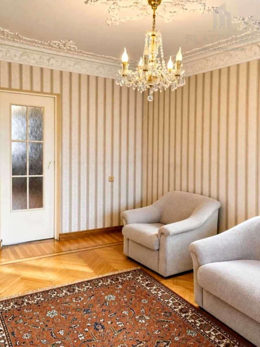 1880039656854483