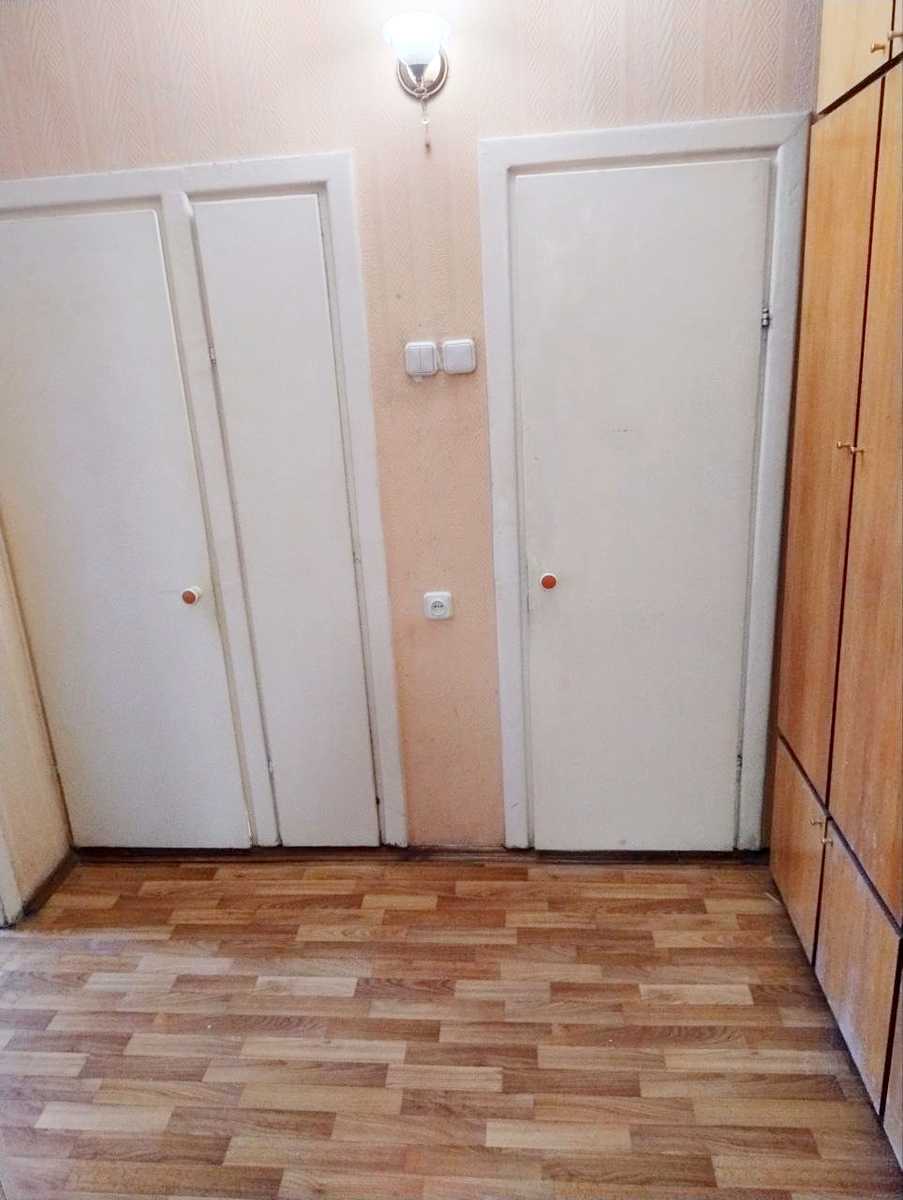 1880041878448895