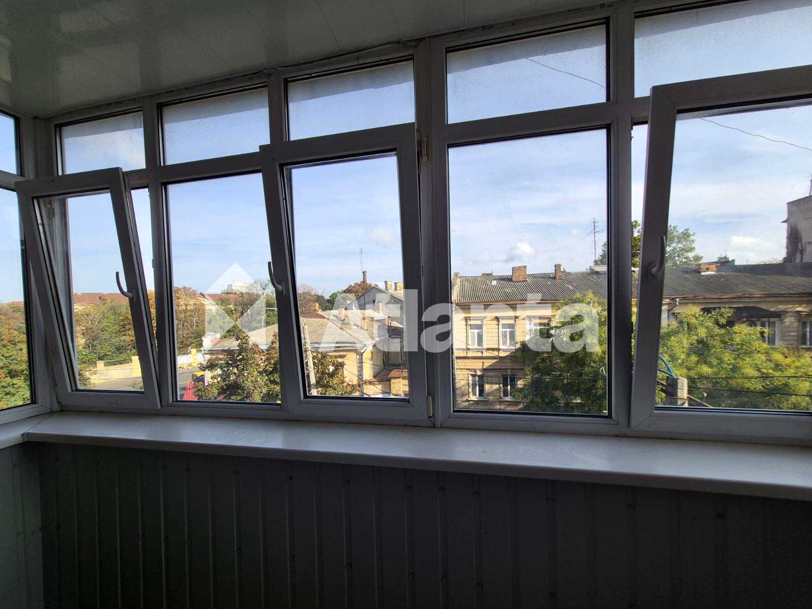 1880045877721807